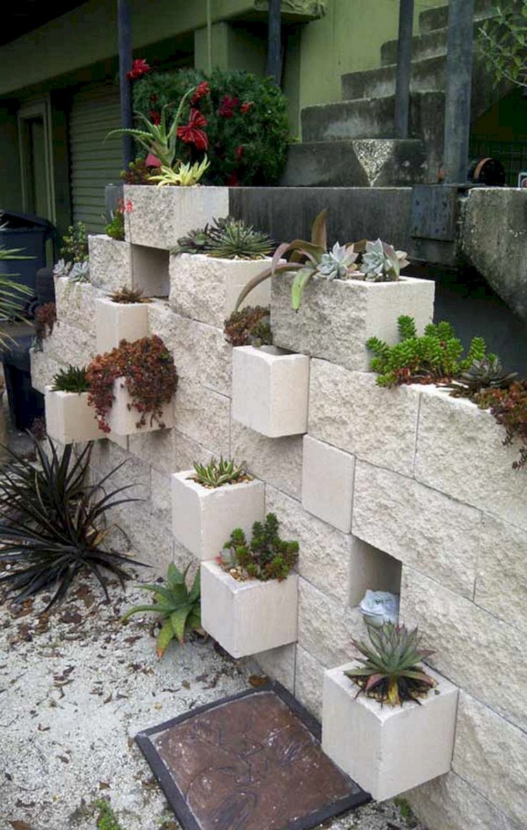 28 Brilliant And Beautiful Cinder Block Ideas For Your Home Yard 