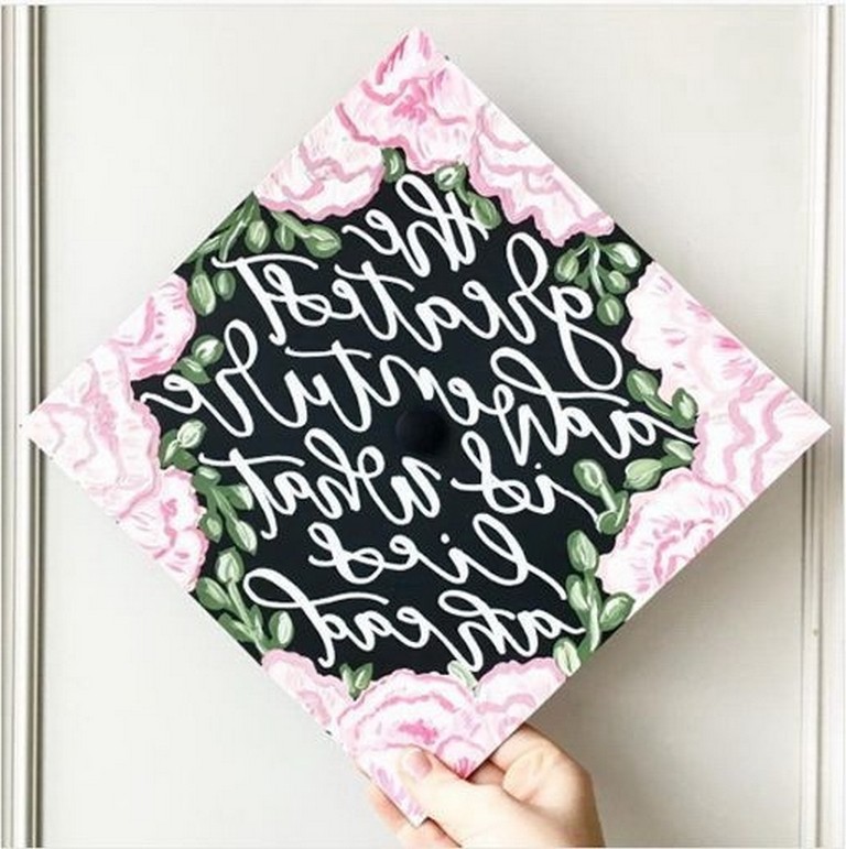 30+ Amazing Graduation Cap Decoration Ideas - Page 29 of 33